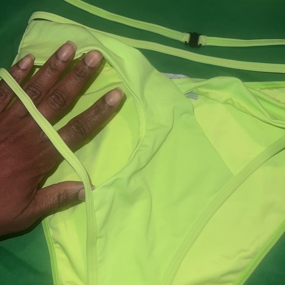 Icon Swim Neon Green Bikini Set size Medium - Picture 3 of 9